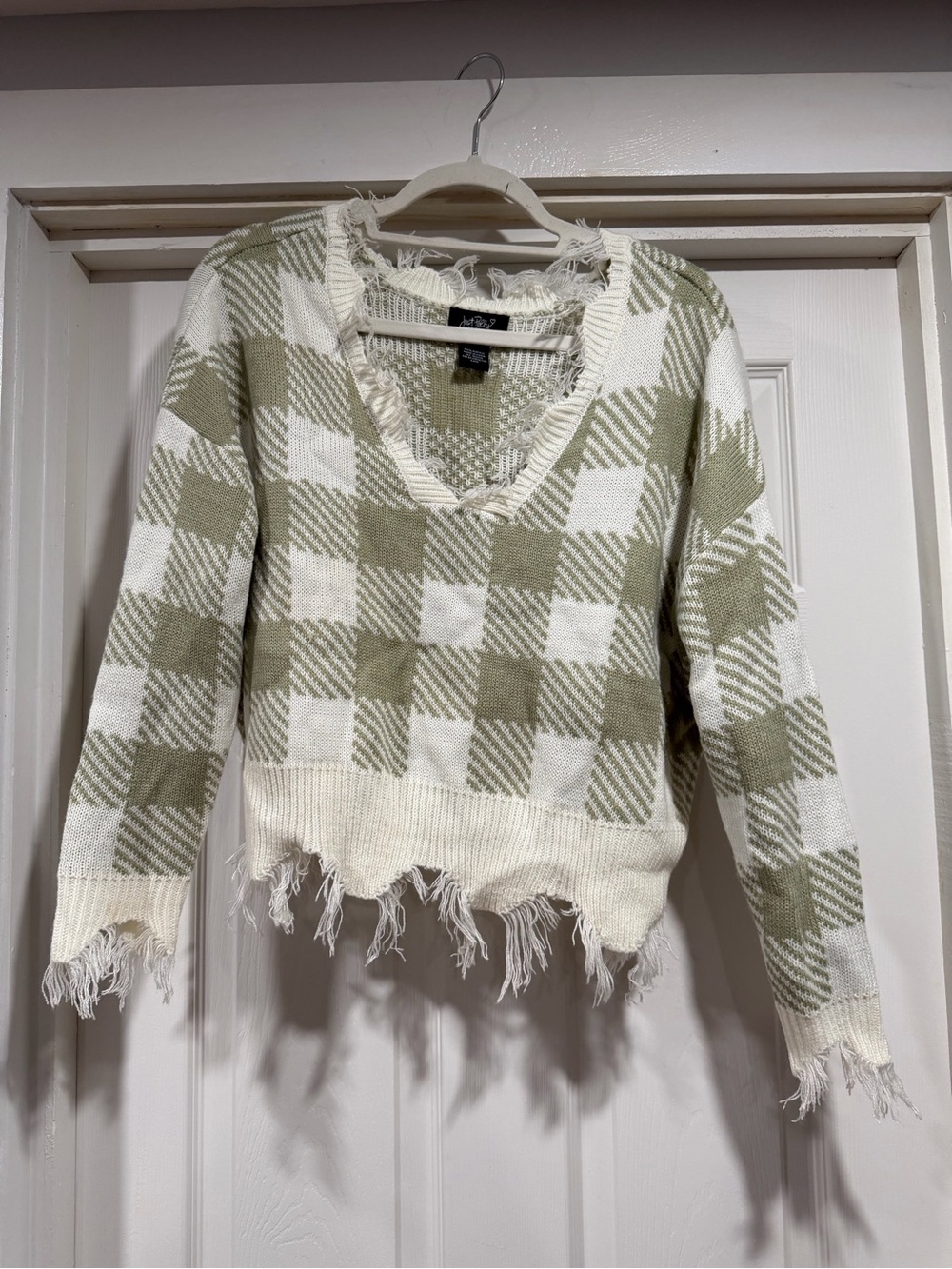 Frayed V-Neck Checked Sweater in Olive & Cream
